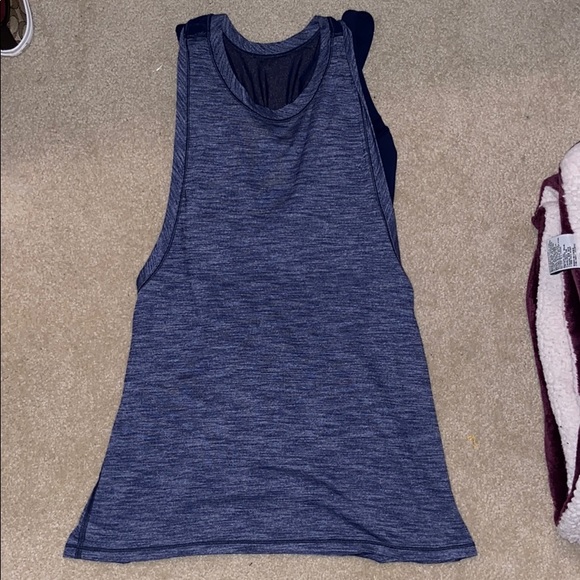 Navy built in bra lulu lemon tank - Picture 1 of 8